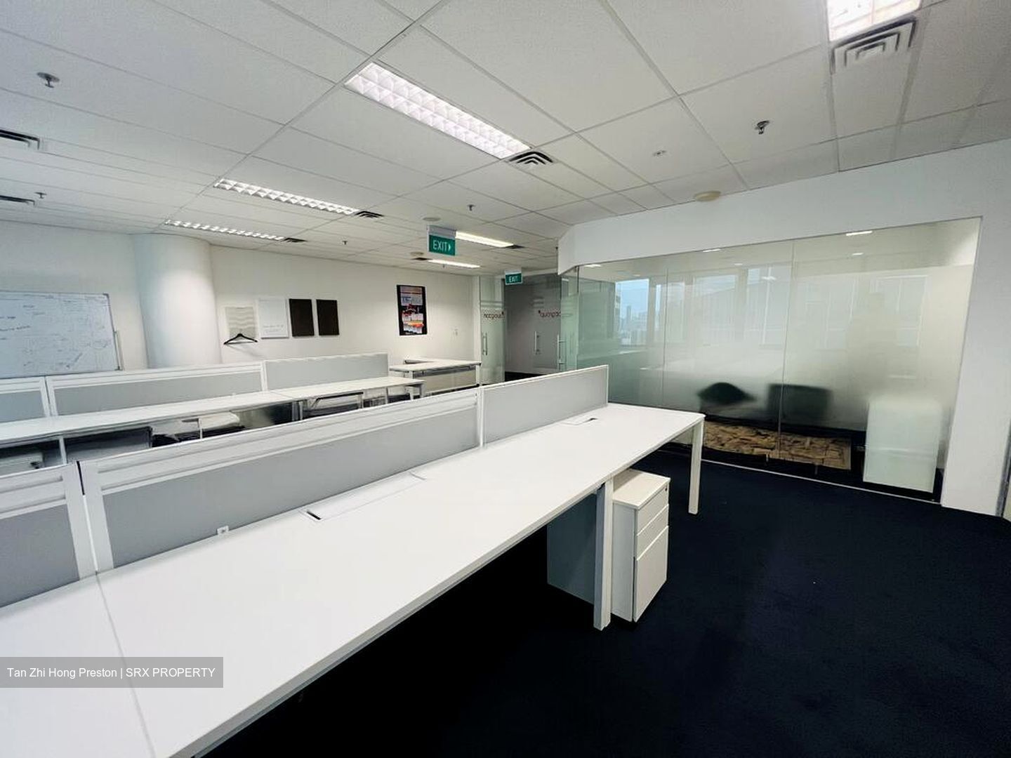 Tung Centre (D1), Office #523602151